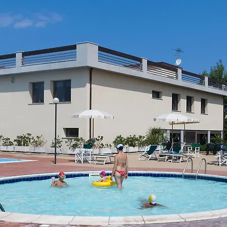 Le Residenze Di Santa Costanza - Mirto/corbezzolo Aparthotel