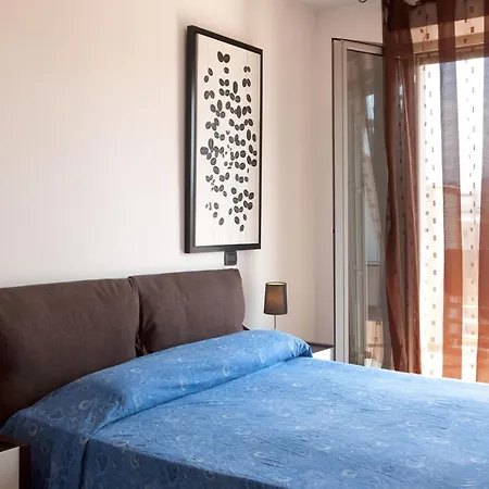 Aparthotel Le Residenze Di Santa Costanza - Mirto/corbezzolo San Vincenzo