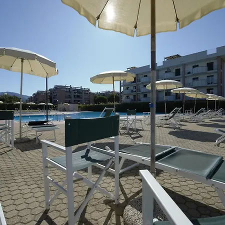 Le Residenze Di Santa Costanza - Mirto/corbezzolo San Vincenzo